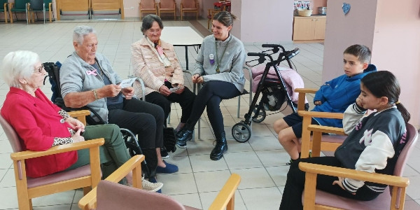 Aiton-amonentzat egindako gabon-postalak